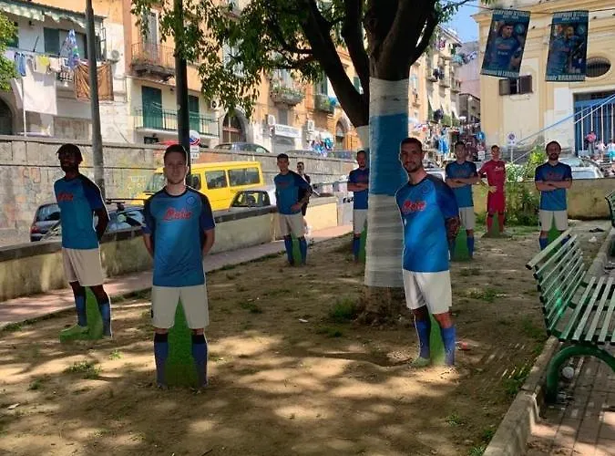 Lazzarella Неаполь